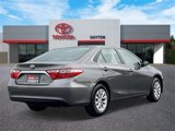 Used 2015 Toyota Camry LE image 4