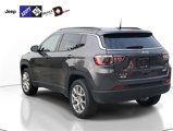 Used 2022 Jeep Compass Latitude image 3
