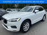 Used 2018 Volvo XC60 T5 Momentum w/ Vision Package image 2