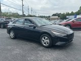 Used 2022 Hyundai Elantra SE image 1