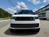 Used 2025 Land Rover Range Rover SE image 2