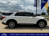 Certified 2022 Ford Explorer XLT w/ Equipment Group 202A image 4