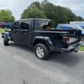 Used 2022 Jeep Gladiator Sport image 3