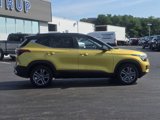 Used 2023 Kia Seltos S w/ Navigation Package image 3
