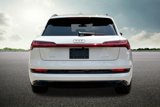 Used 2022 Audi e-tron Premium image 4
