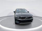 Used 2021 Volvo XC40 T4 Inscription image 2