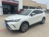 Used 2022 Toyota Venza XLE image 2