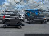 Used 2017 Dodge Grand Caravan SXT image 4