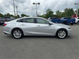 Used 2018 Chevrolet Malibu LT image 3