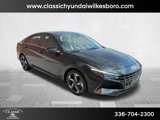 Certified 2021 Hyundai Elantra Limited w/ Cargo Package image 3