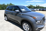 New 2025 Hyundai Venue SE image 3