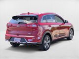 Used 2017 Kia Niro EX image 5