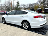Used 2018 Ford Fusion SE image 3