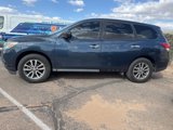 Used 2013 Nissan Pathfinder S image 3