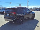 Used 2022 Toyota RAV4 SE image 5