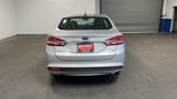 Used 2018 Ford Fusion SE image 4