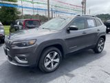 Used 2019 Jeep Cherokee Limited image 2