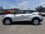 Used 2020 Nissan Kicks S image 4