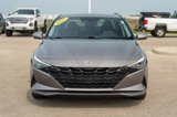 Used 2023 Hyundai Elantra SEL image 2