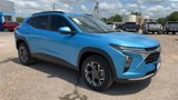 New 2025 Chevrolet Trax LT w/ Driver Confidence Package image 2