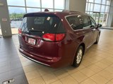 Used 2020 Chrysler Pacifica Touring-L image 6