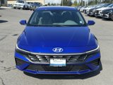 Used 2024 Hyundai Elantra Blue image 2