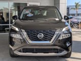 Used 2023 Nissan Rogue SV image 2