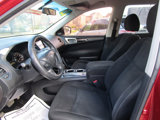 Used 2015 Nissan Pathfinder S image 6