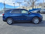 Used 2022 Chevrolet Equinox LT image 2