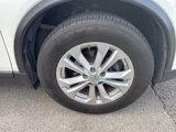Used 2015 Nissan Rogue SV image 3
