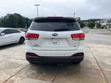 Used 2017 Kia Sorento LX w/ LX Convenience Package image 4