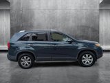 Used 2011 Kia Sorento LX image 4