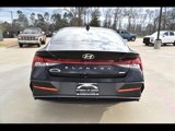 New 2024 Hyundai Elantra Blue image 3