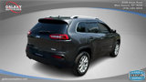 Used 2017 Jeep Cherokee Latitude w/ True North Edition image 5
