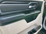 Used 2020 RAM 1500 4x4 Crew Cab image 4