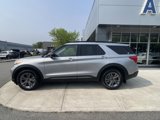 Certified 2022 Ford Explorer XLT w/ Equipment Group 202A image 5