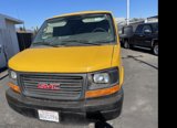 Used 2010 GMC Savana 3500 Extended image 2