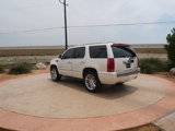 Used 2014 Cadillac Escalade Platinum image 4