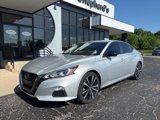 Used 2022 Nissan Altima 2.5 SR image 2