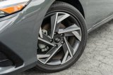 Used 2024 Hyundai Elantra Limited image 2