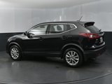 Used 2022 Nissan Rogue Sport S image 3
