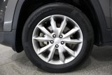 Used 2018 Jeep Cherokee Limited image 5
