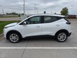 Used 2022 Chevrolet Bolt EUV LT w/ Comfort Package image 3