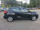 Used 2018 Nissan Kicks S image 6