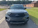 Used 2021 Ford Explorer XLT image 2