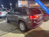 Used 2017 Jeep Grand Cherokee Laredo w/ Quick Order Package 2BE image 2