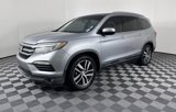 Used 2017 Honda Pilot Touring image 4