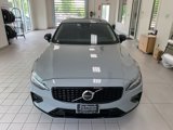 Certified 2025 Volvo S60 B5 Core image 2