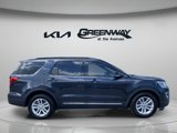 Used 2017 Ford Explorer XLT image 5