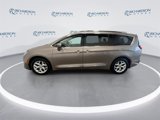 Used 2018 Chrysler Pacifica Touring-L w/ Tire & Wheel Group image 5